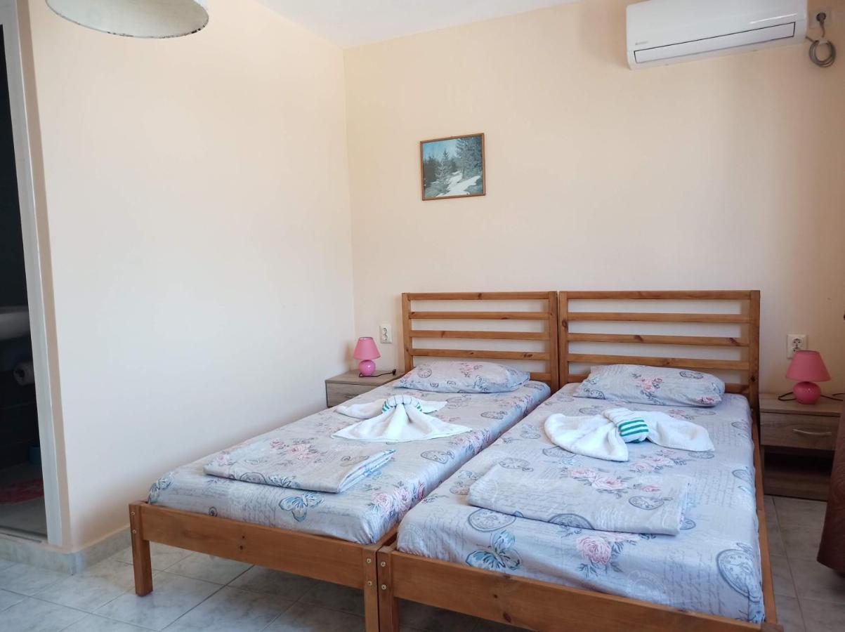 Guest House 51 Kranevo Esterno foto