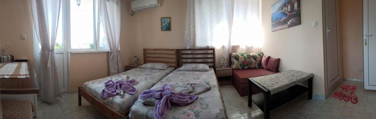 Guest House 51 Kranevo Esterno foto